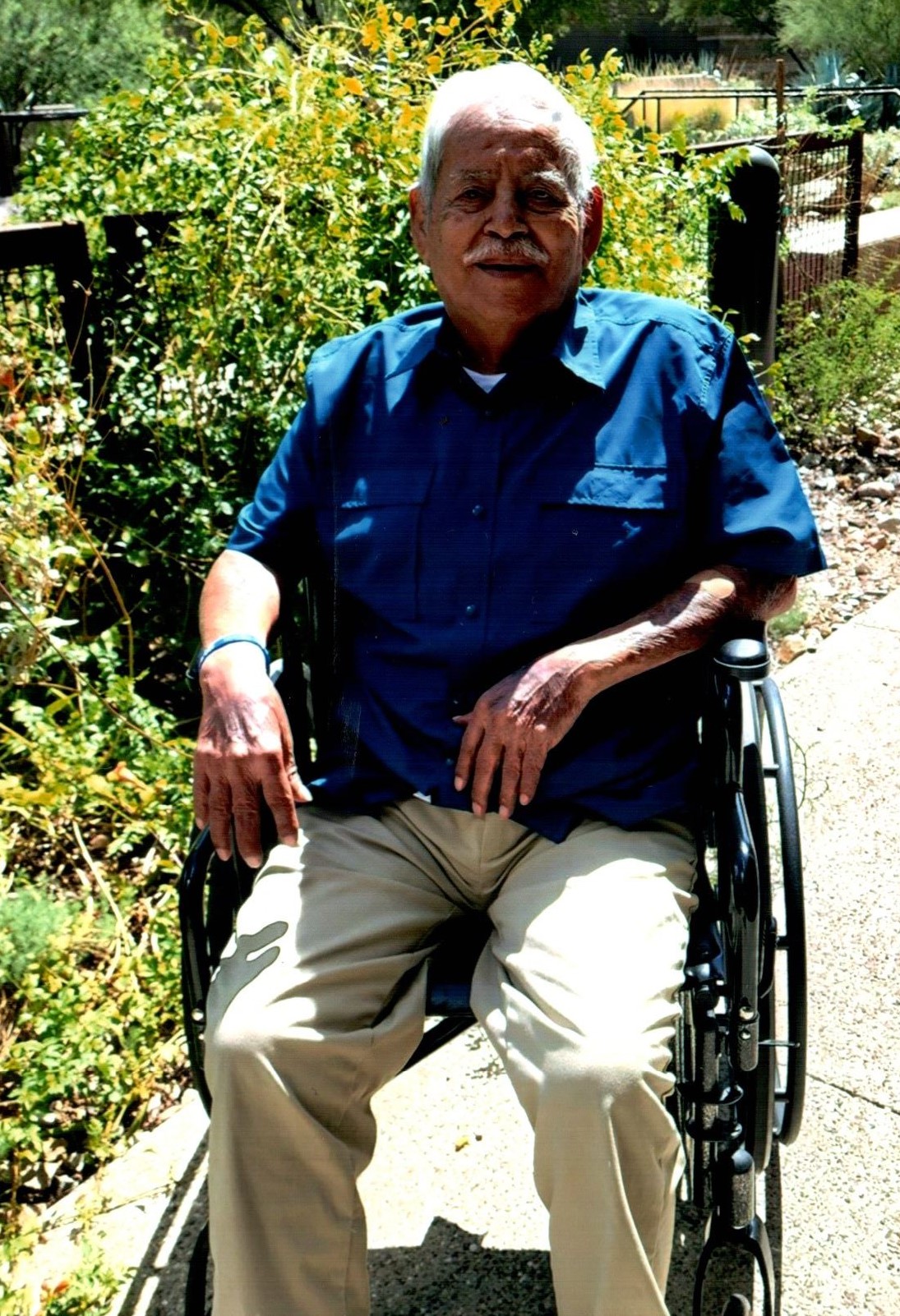 Obituary of Estanislao Torres Lona