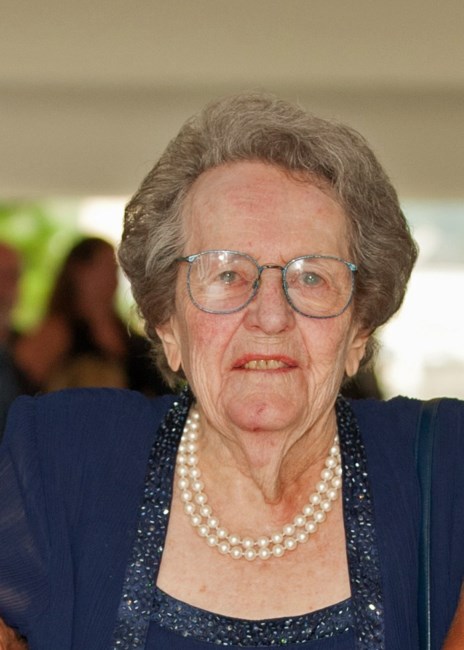 Obituary of Helen R Simpson