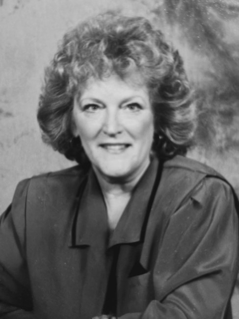 Obituary of Carolyn "Sue" Heins