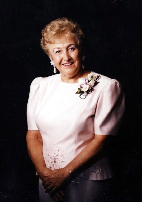 Obituary of Evelyn M. Lynch