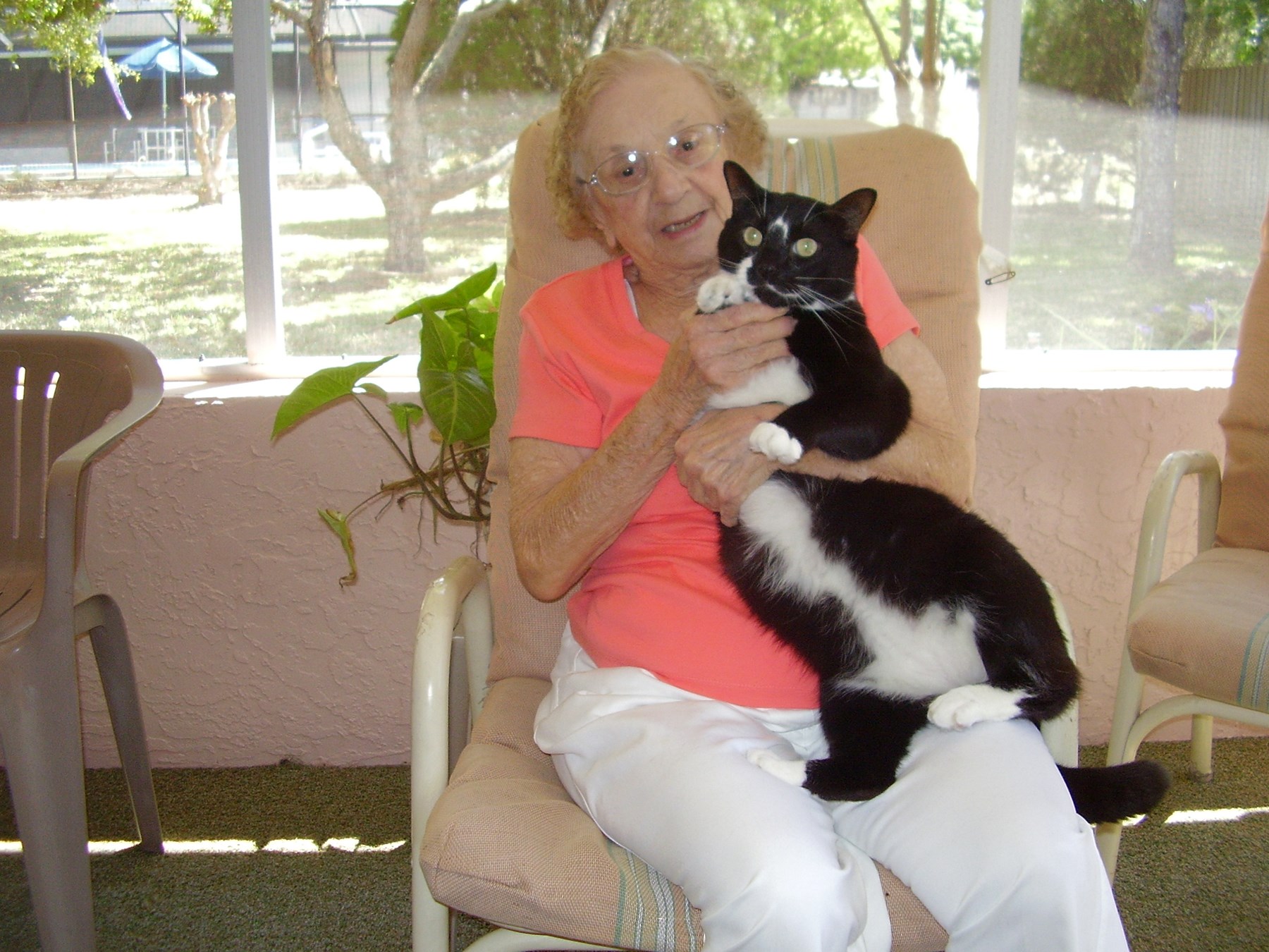 Avis de décès de Olga Joan Toth