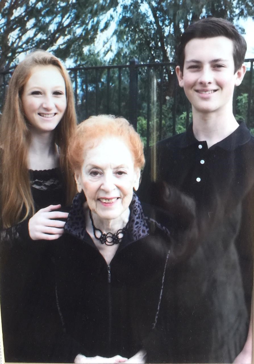 Obituary of Ruth Henteleff