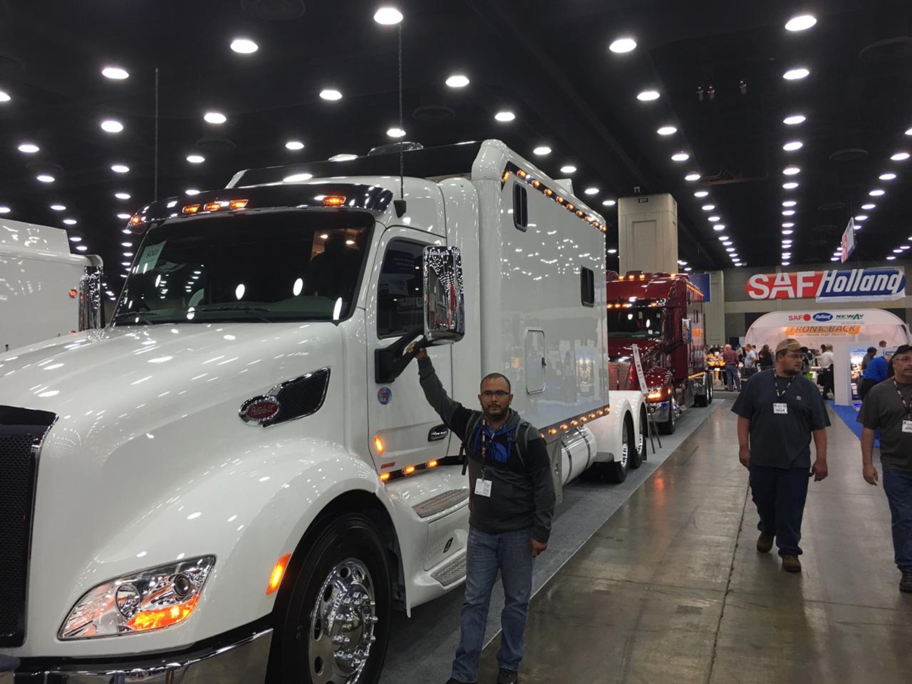 Obituary of David G Fernandez Flores