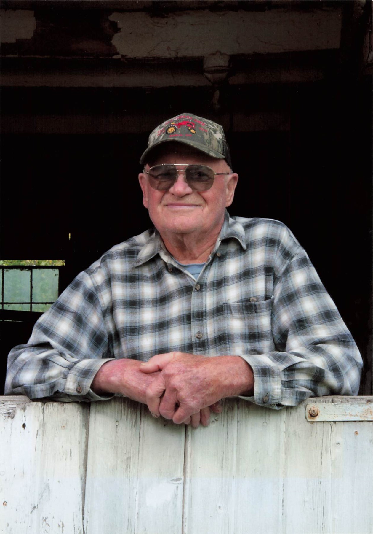 Obituary of Paul Edwin Hendrickson