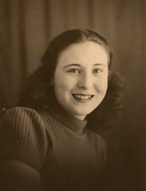 Obituary of Joyce Ivy Irene Humphries