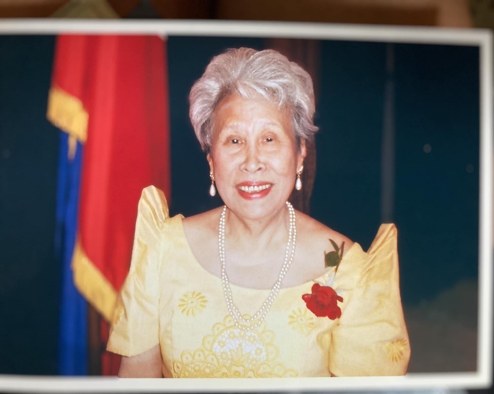 Obituary of Ramona Ferrer Labrador