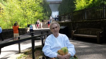 Obituary of Gladys Marie Currier