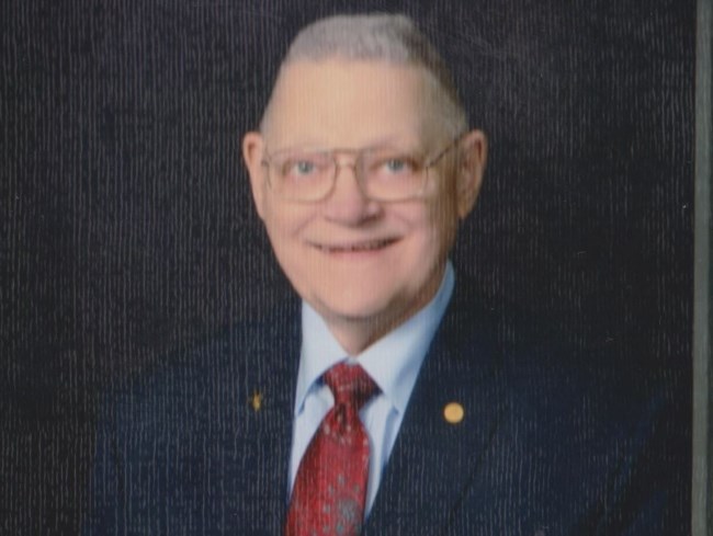 Lt. Commander Dale Baumann Obituary - Arnold, MO