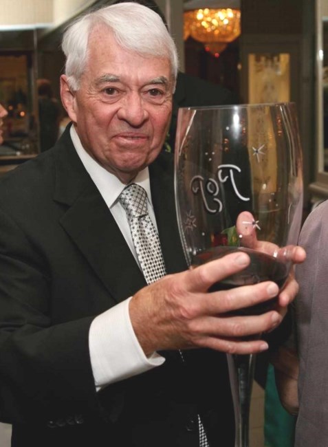 Obituary of Lester Wunderlich