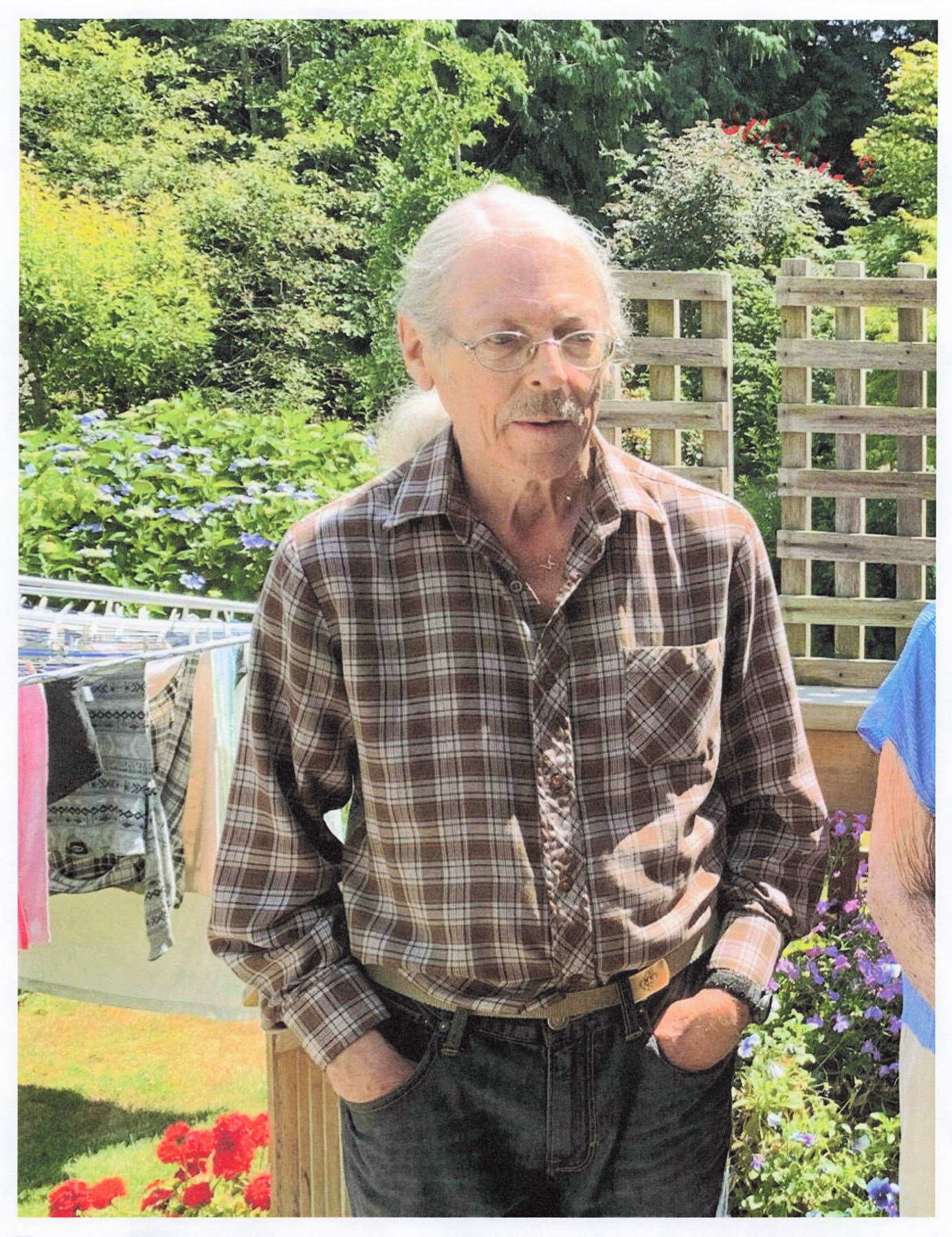 Obituary of Michael Eugene Lowe