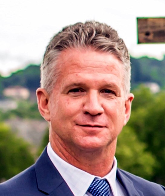 Obituario de Douglas Paul Campbell