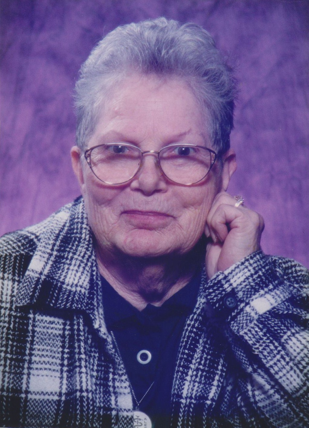 Obituario de Vada Katherine Rackel