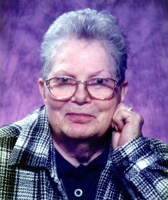 Obituario de Vada Katherine Rackel