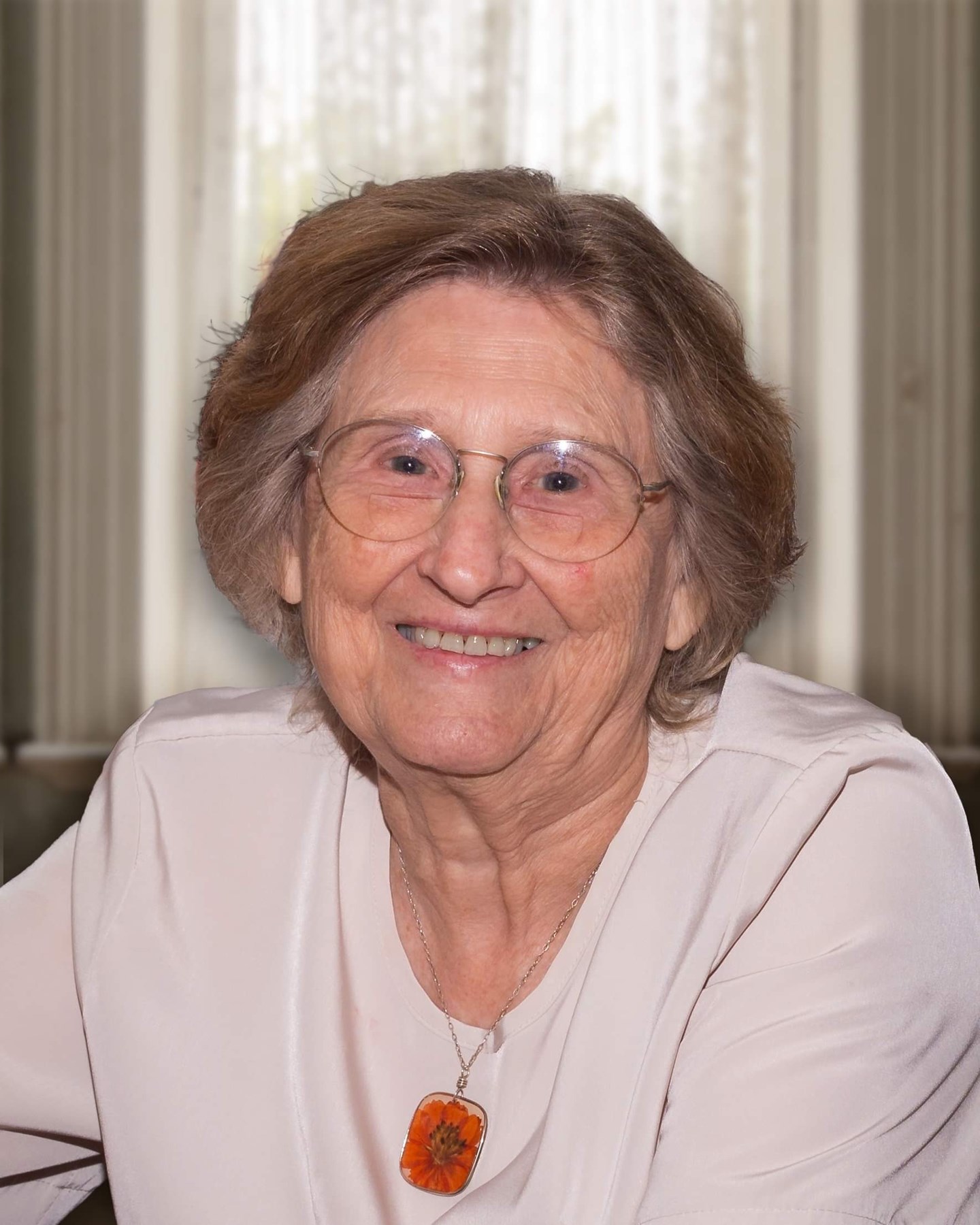 Cindy Shields - Facebook, Instagram, Twitter [Profiles]