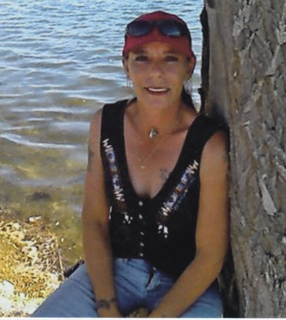 Obituary of Theresa Lynn "Teri" Sutherland