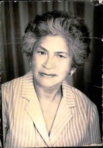 Obituary of Ana De La Cruz