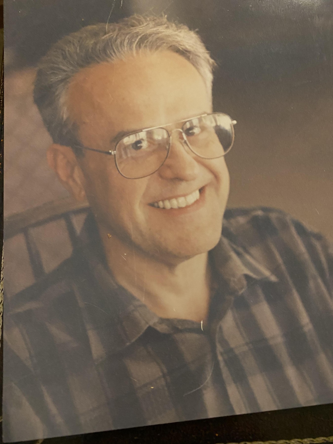 Obituary of Russell E Phares Jr
