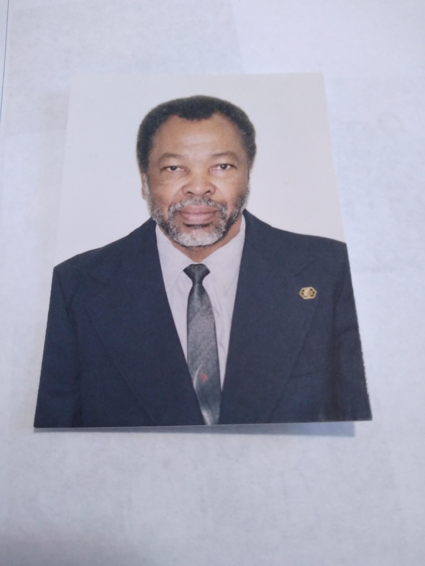 Obituary of Daniel Lennox Small