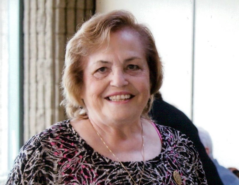 Obituary of Esther Luisa Calvete