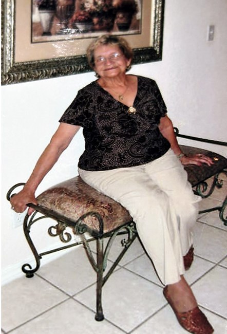 Obituario de Alicia M. Rodriguez