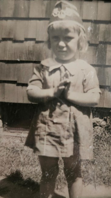 Obituary of Evelyn Zarzano