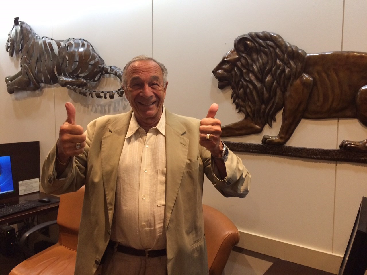 Obituary of Dr. Jack Martin Hochman