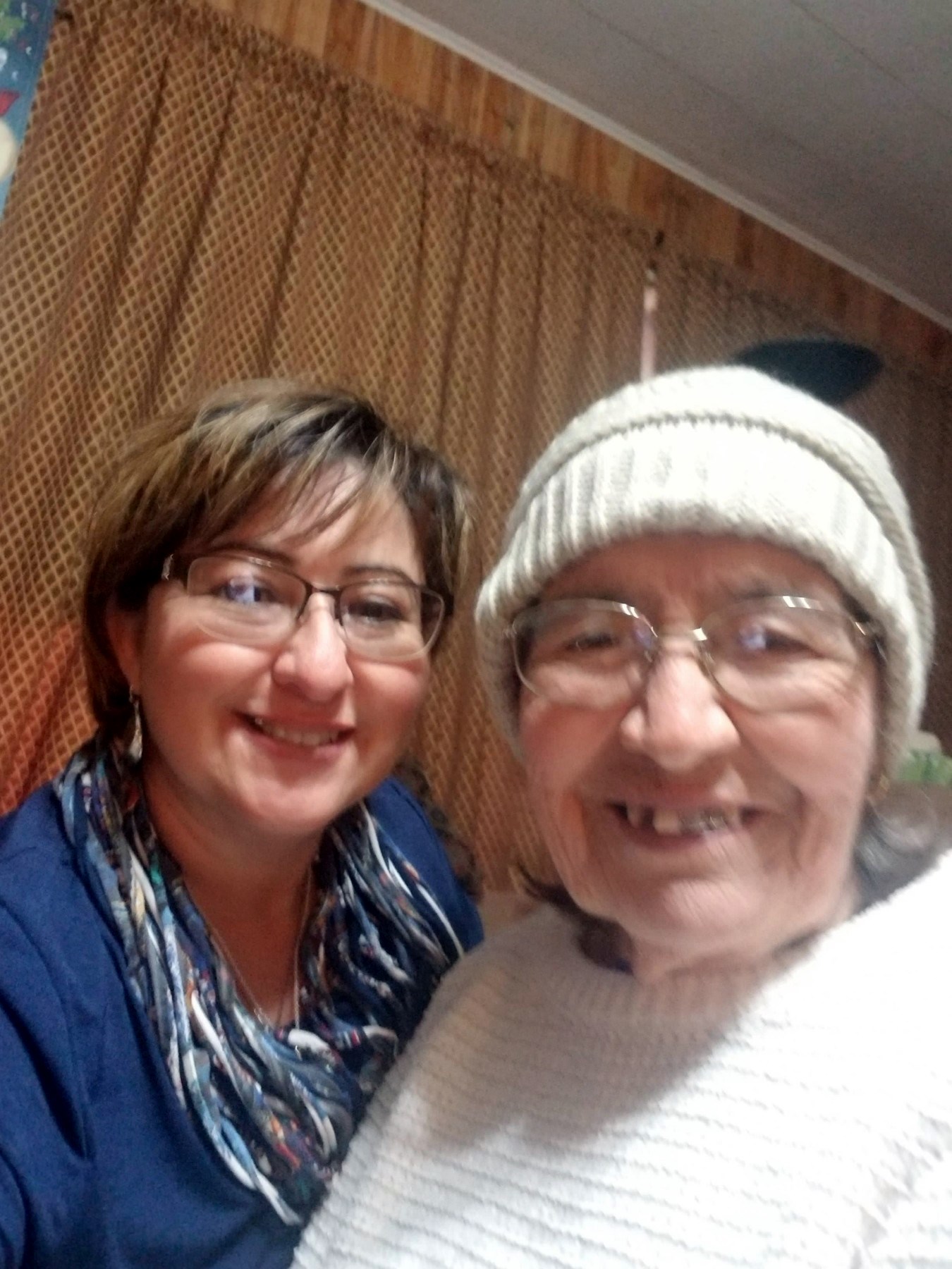 Rebecca Quiroz's Instagram, Twitter & Facebook on IDCrawl