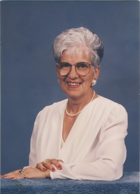 Obituary of Maxine Veronica Kronk