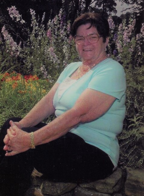 Obituary of Mary Yvonne Grindlay