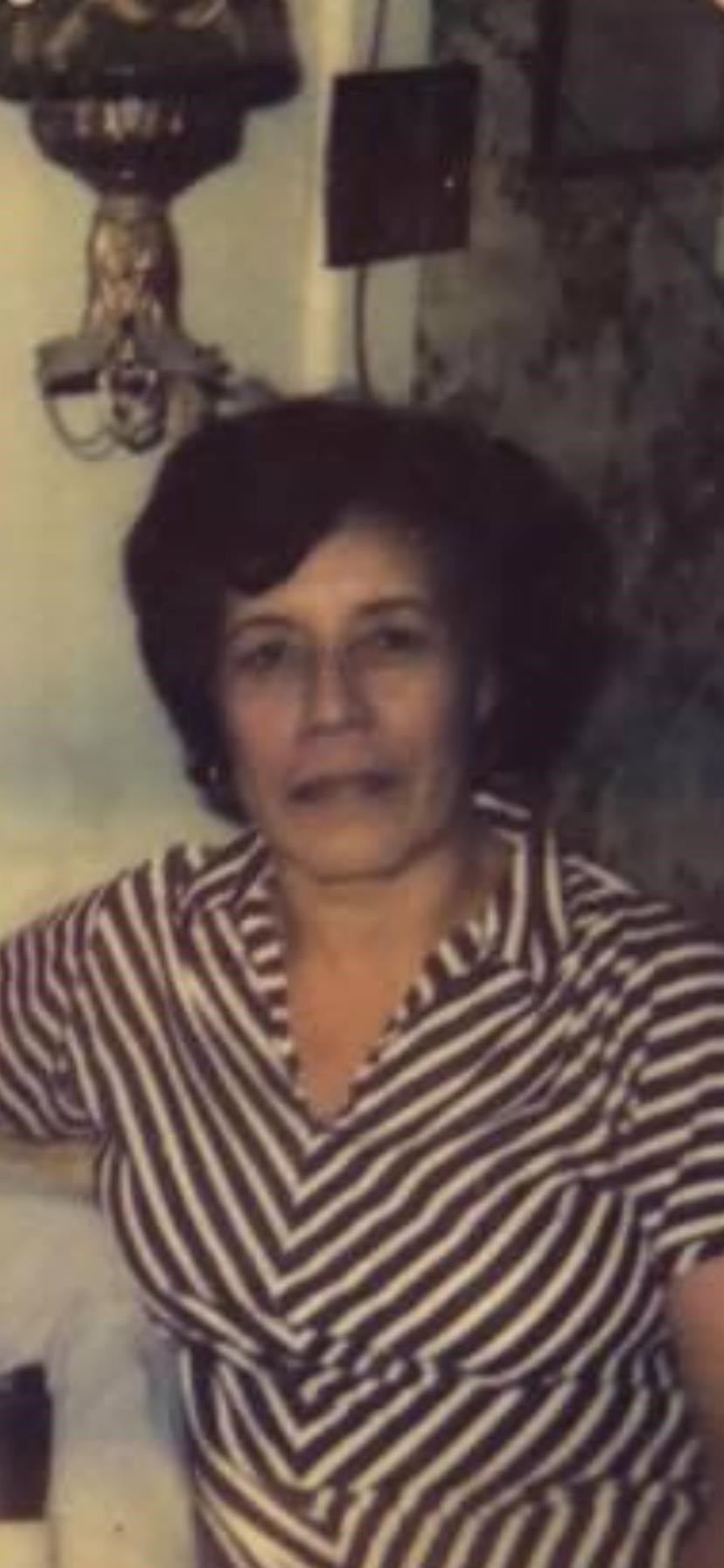 Obituary of Carolina A. Flores