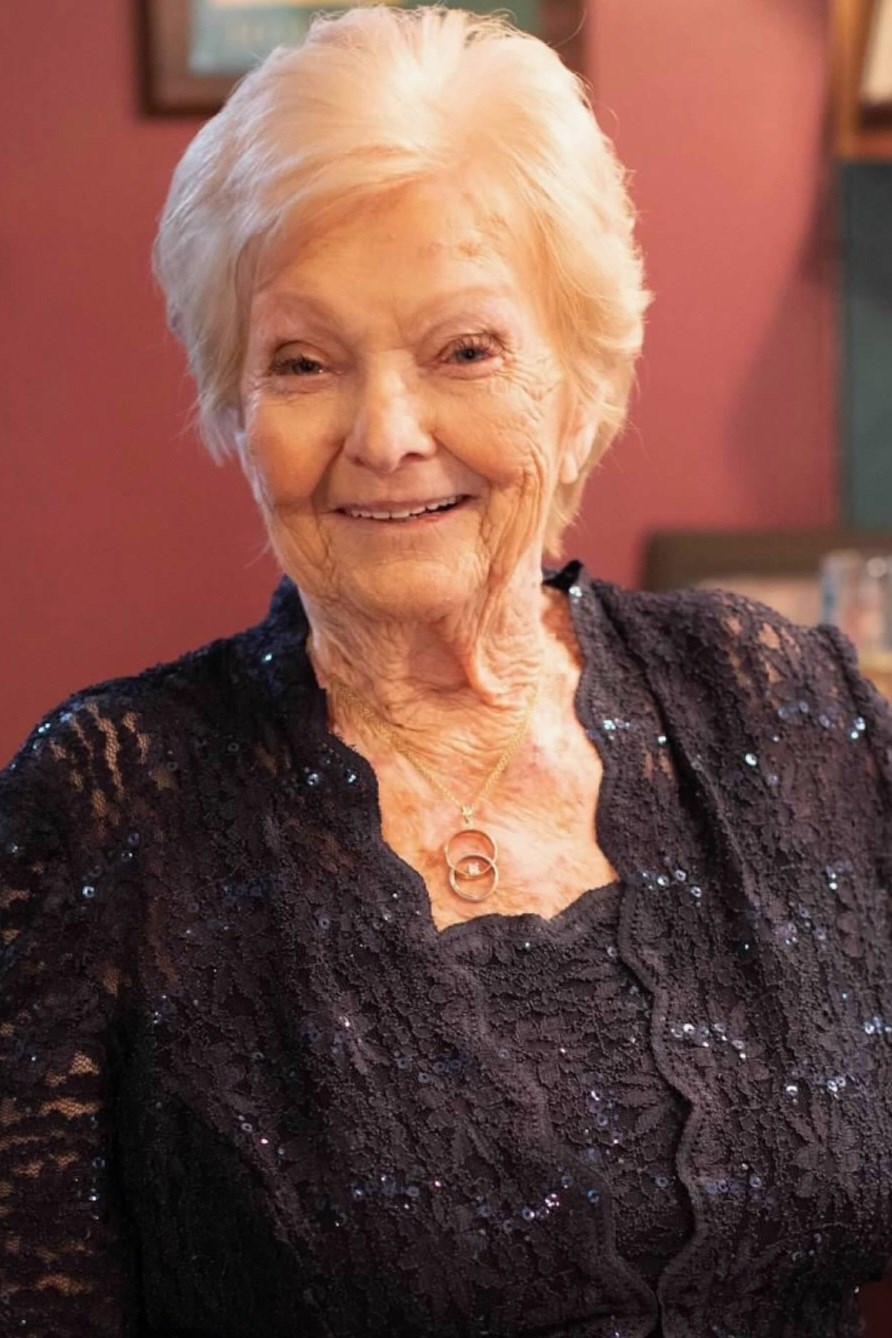 Obituary of Maureen T Ganley