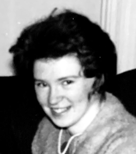 Obituary of Patricia "Pam" A. Devine