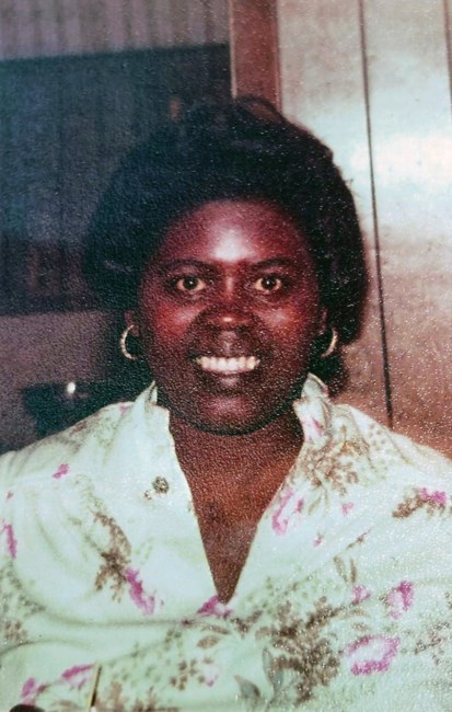 Obituario de Helen Marie Douglas