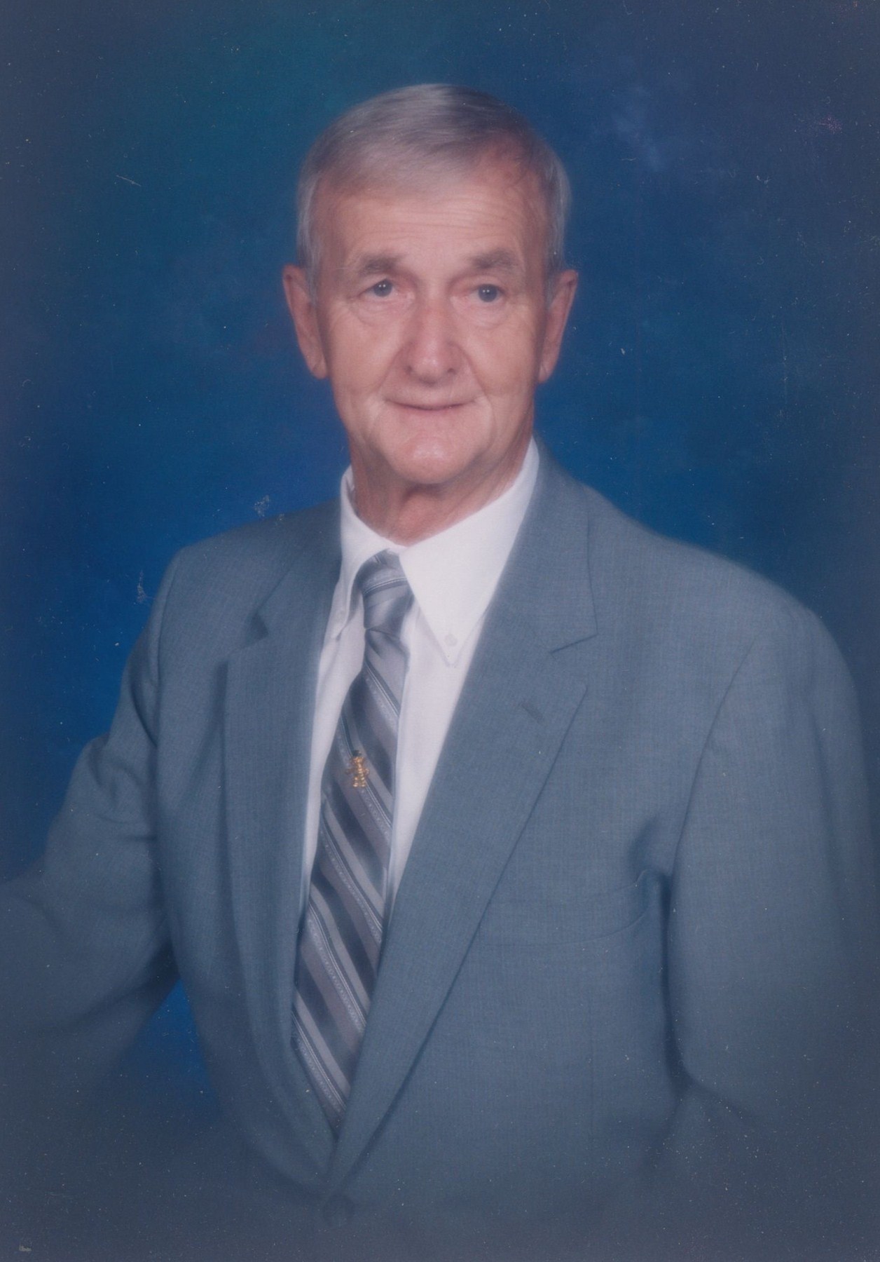 Obituary of Edward Earl Andrews