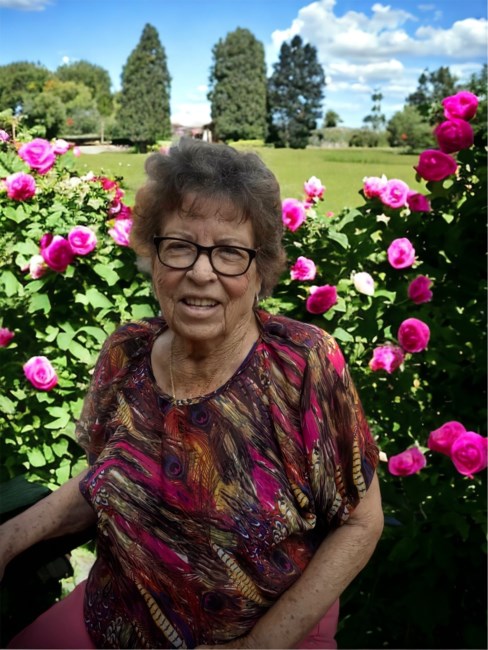 Obituary of Maria Reyes Gonzalez