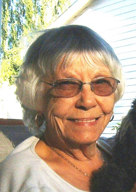 Obituary of Mrs Phyllis Noeline Knutson