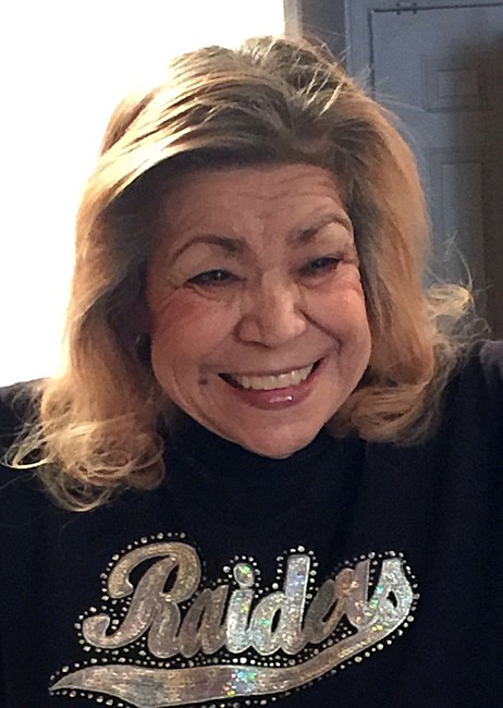 Obituary of Erma Della Perez
