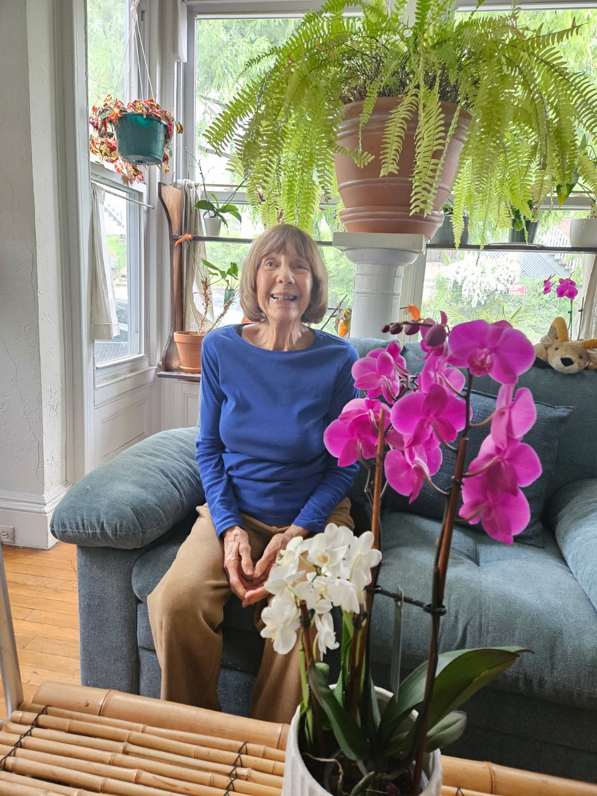 Obituary of Jacqueline G. Parrott