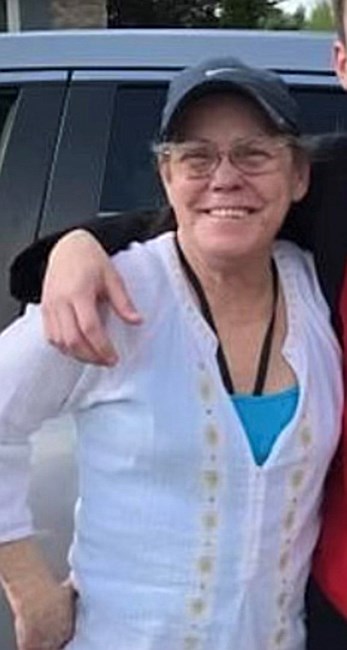 Obituario de Beverly J. Douglas