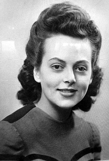 Obituary of Diana Muriel Farnsworth