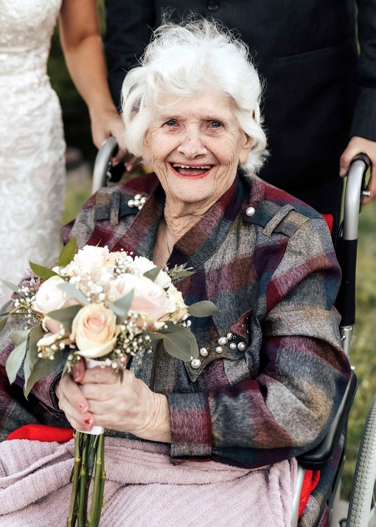 East Lawn Funeral Home And Memorial Park Obituaries - 3ibvo9o