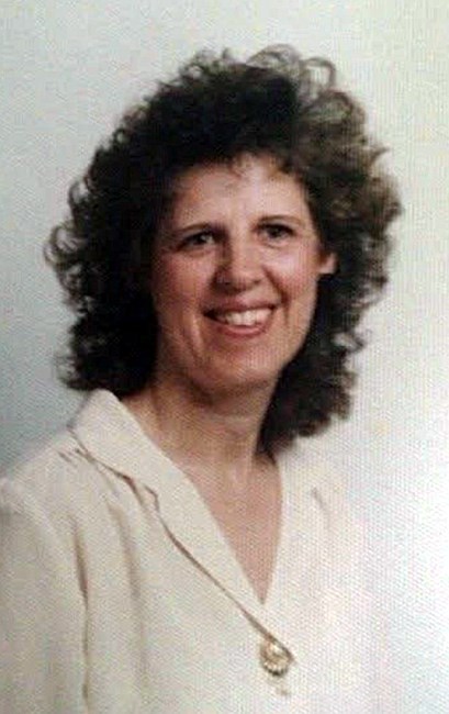 Obituario de Suzanne Marie Camp