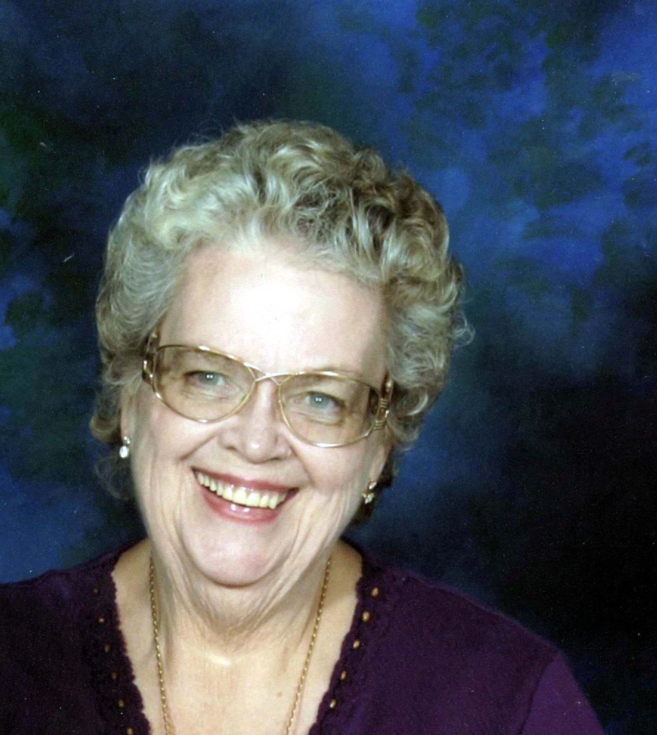 Obituary of Edna E. Holland Sanders