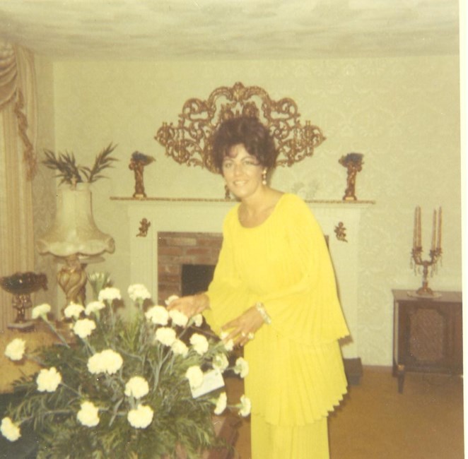 Obituary of Elaine Ross Viliott