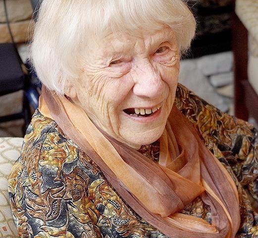 Obituary of Margaret "Holly" Olivia Martin