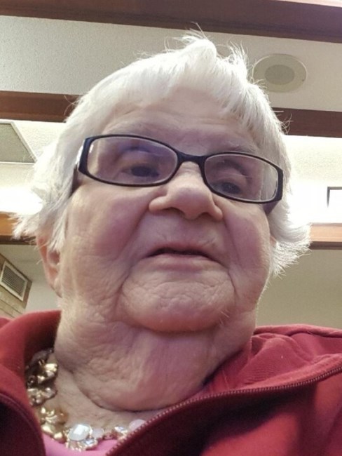 Obituary of Joyce Armstrong Adams