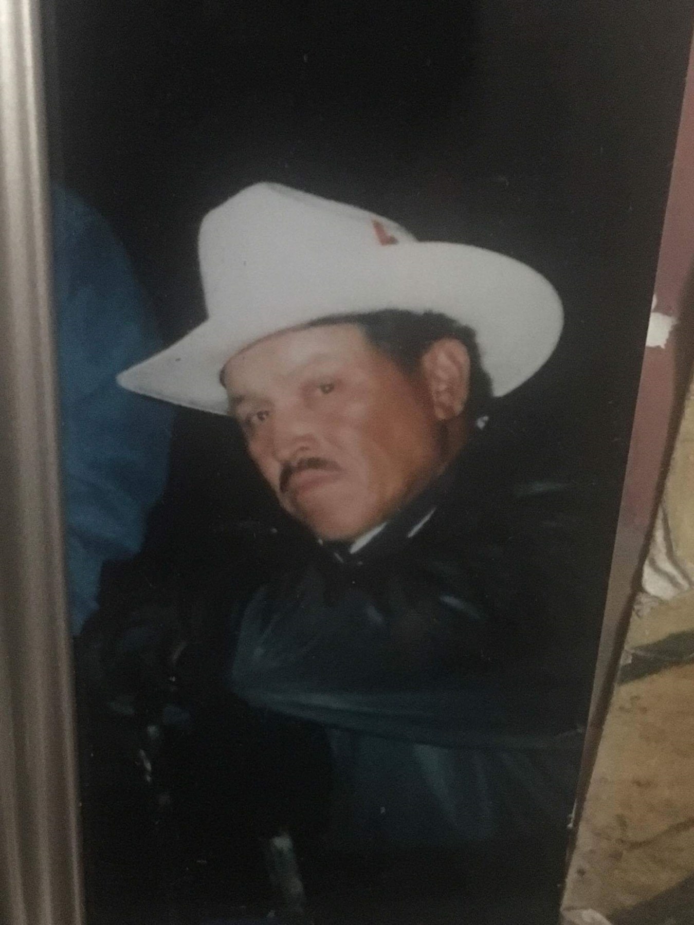 Obituary of Roberto Guzman Vazquez