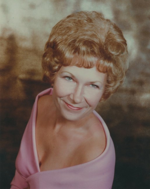 Obituary of Joyce June Curry