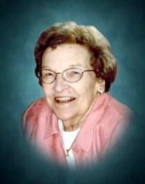 Obituary of Luise F Schnakenburg