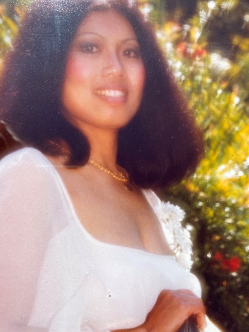 Obituary of Amra Robbins